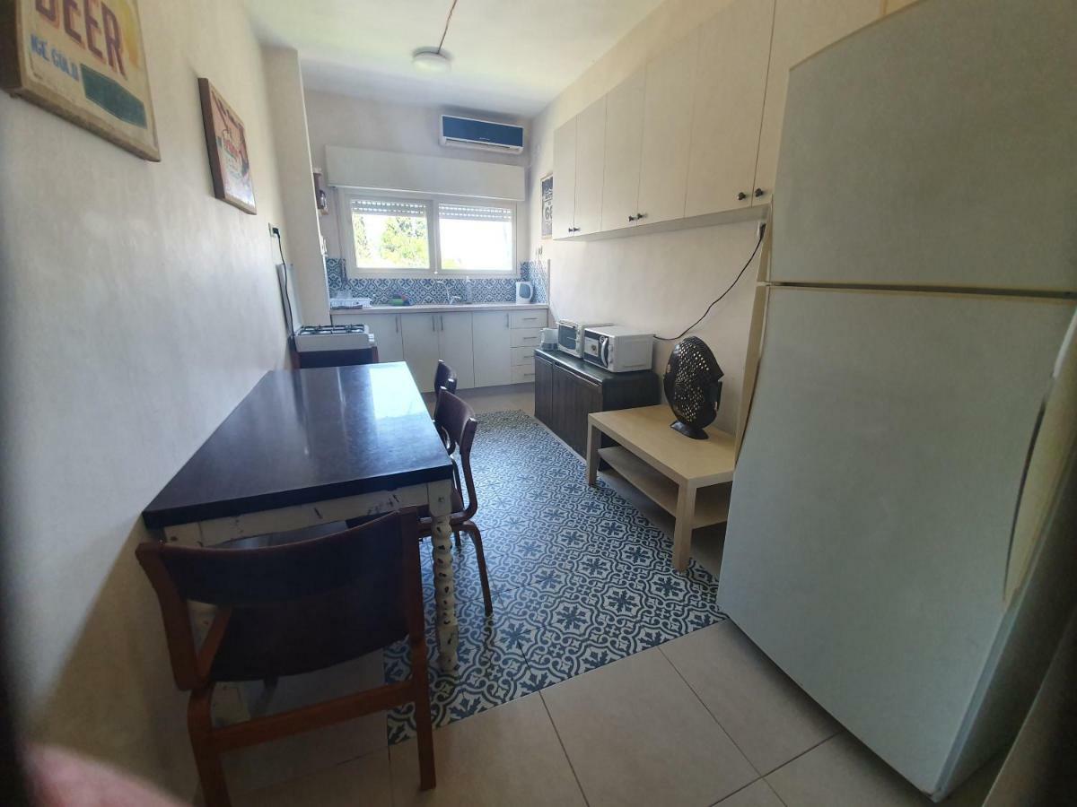 3 Stairs Only To Cozy Flat On Hillel St Apartment Haifa Exterior photo